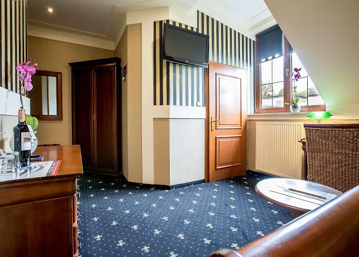 Diament Bella Notte Katowice - מלון שורזוב